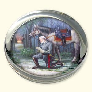 Lee Praying Paperweight - Click Image to Close